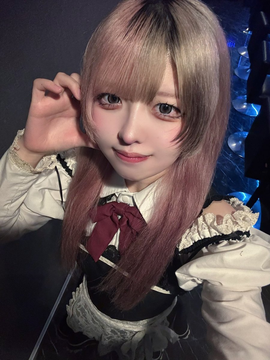 _emq25's tweet photo. 24- @SB_OSAKA 

ただいまSB！ひろって

#コンカフェ #ミナミコンカフェ #宗右衛門町 #大阪コンカフェ #コンカフェ嬢 #コンカフェ営業 #自撮り界隈 https://t.co/6EApYlxXyV