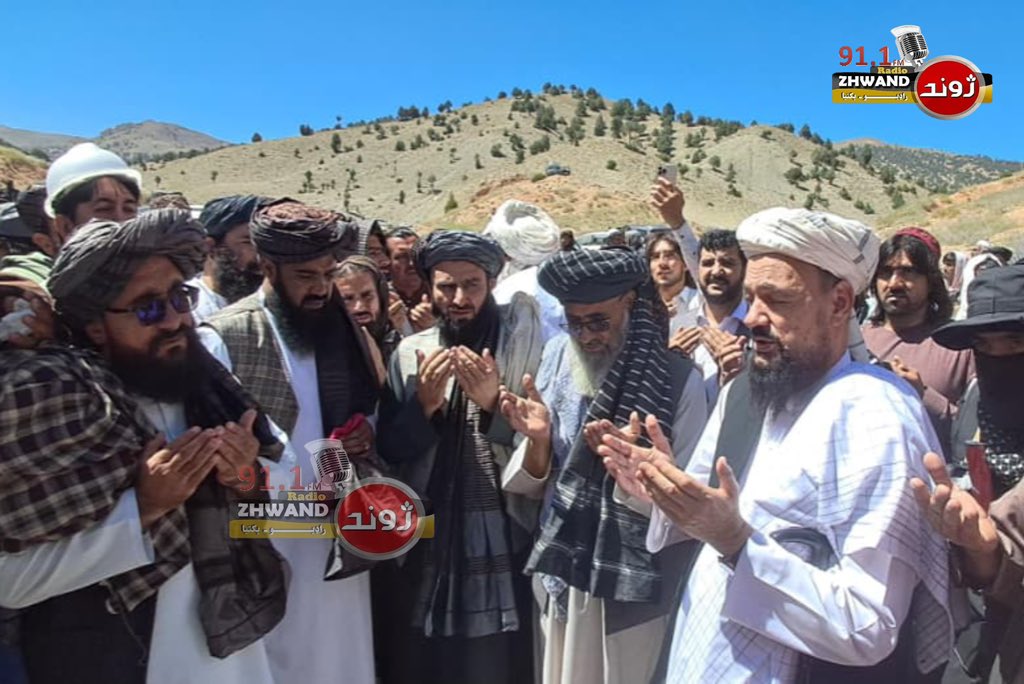 journalist_786's tweet photo. نن ورځې له پکتیا ښه خبر❗️
د ۱۵ میلیونه افغانیو په ارزښت د دوو ټولګټو پروژو چارې پیل شوې.
په دې پروژو کې د احمدابا ولسوالۍ وچ غړک سیمه کې ۵۰.۵ مترو په اوږدوالې او ۷.۵ مترو په جګوالې د اوبو ذخیرې بند او سیدکرم ولسوالۍ خانان خېلو کلي کې د ۱۸ متره په اوږدوالې اوسپنیز کانګریټي… https://t.co/sJJzaid6g0