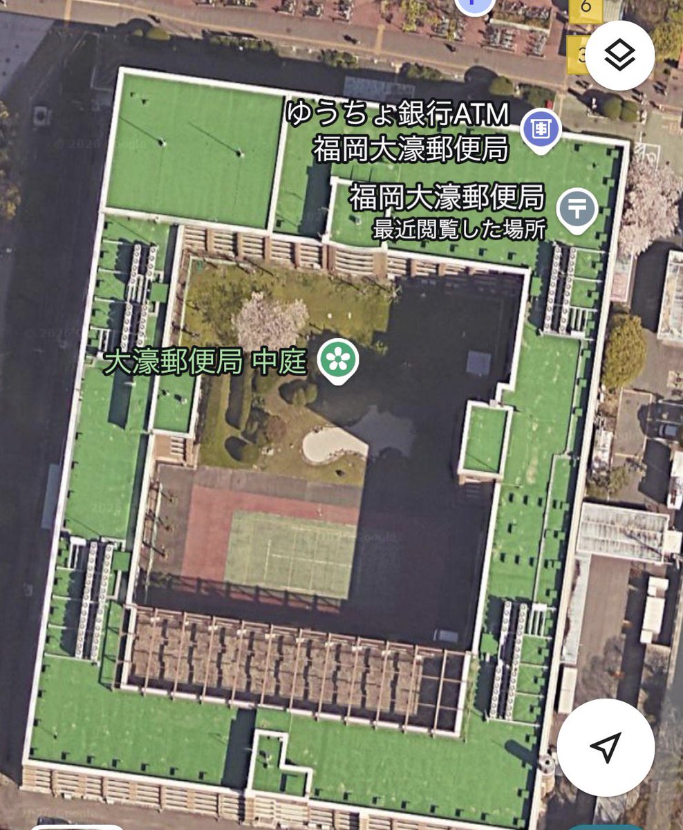 taka_jp_com's tweet photo. 私の福岡市中央区でのイチオシエントランスはネクサス大濠公園。
住所も非常に珍しく、大濠公園という住所。大濠1丁目、2丁目とは別。
The Apartmentと大濠郵便局は有名。

ちなみに、大濠公園の内側にはテニスコートがある笑 https://t.co/LEy69FzAoE