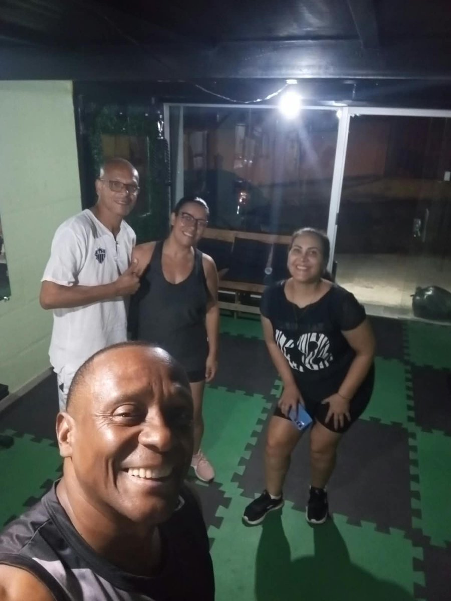 VeigaDirlene's tweet photo. Treino concluído https://t.co/37NfGJBsMC