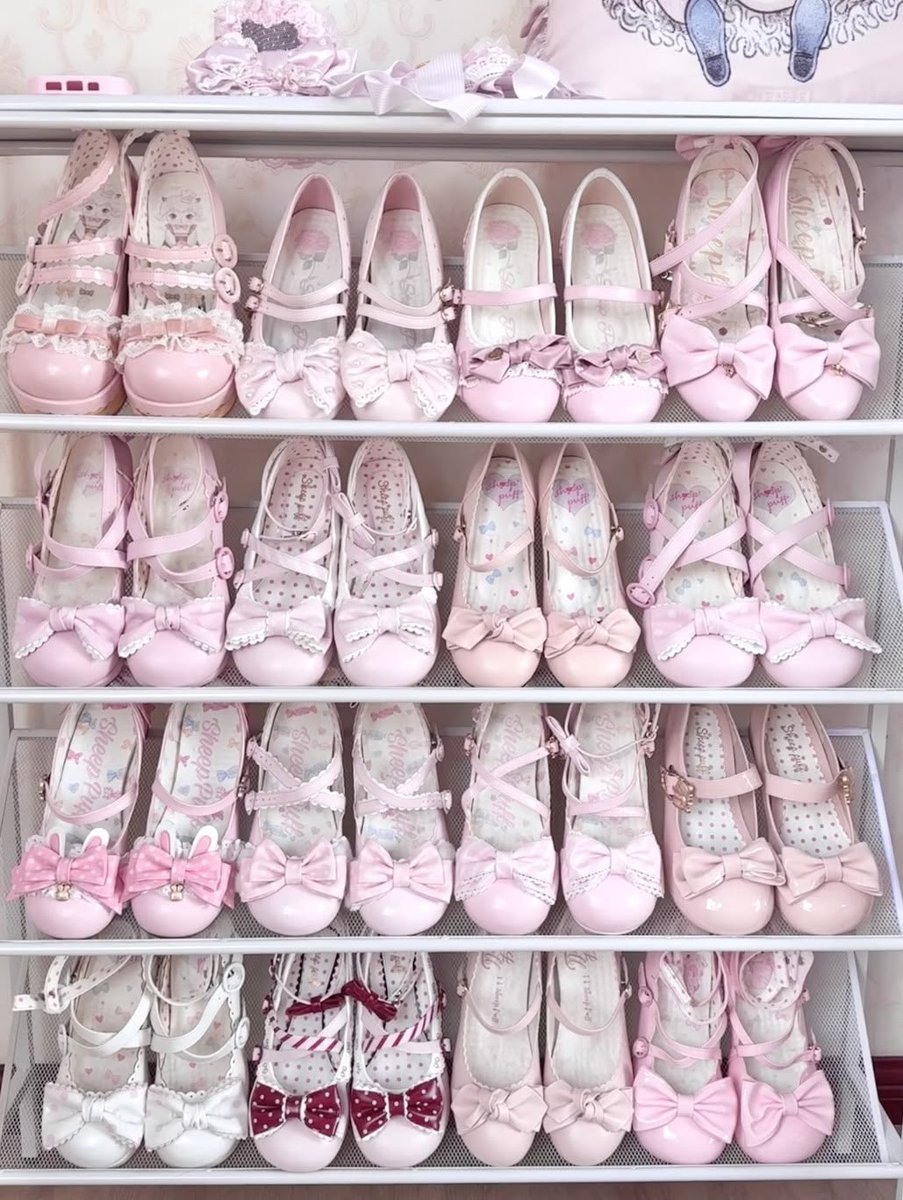 valetninegirl's tweet photo. #need shoes like these … ˚₊‧꒰ა 🎀 ໒꒱ ‧₊˚ https://t.co/BBuwedclm2