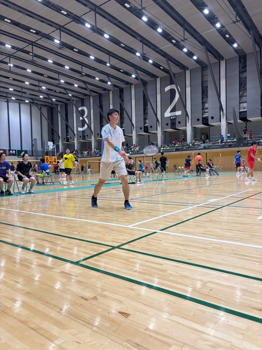 kubc2011's tweet photo. 《男子シングルス　3回戦》
矢嶋　2-0　髙橋(富山大)
飯田朗允　0-2　小澤(敬和学園)

《男子シングルス　4回戦》
矢嶋　2-0　橋本(金沢学院)

《男子シングルス　5回戦》
矢嶋　0-2　小野(金沢学院)

ベスト16　矢嶋 https://t.co/Gk1yjitVxn