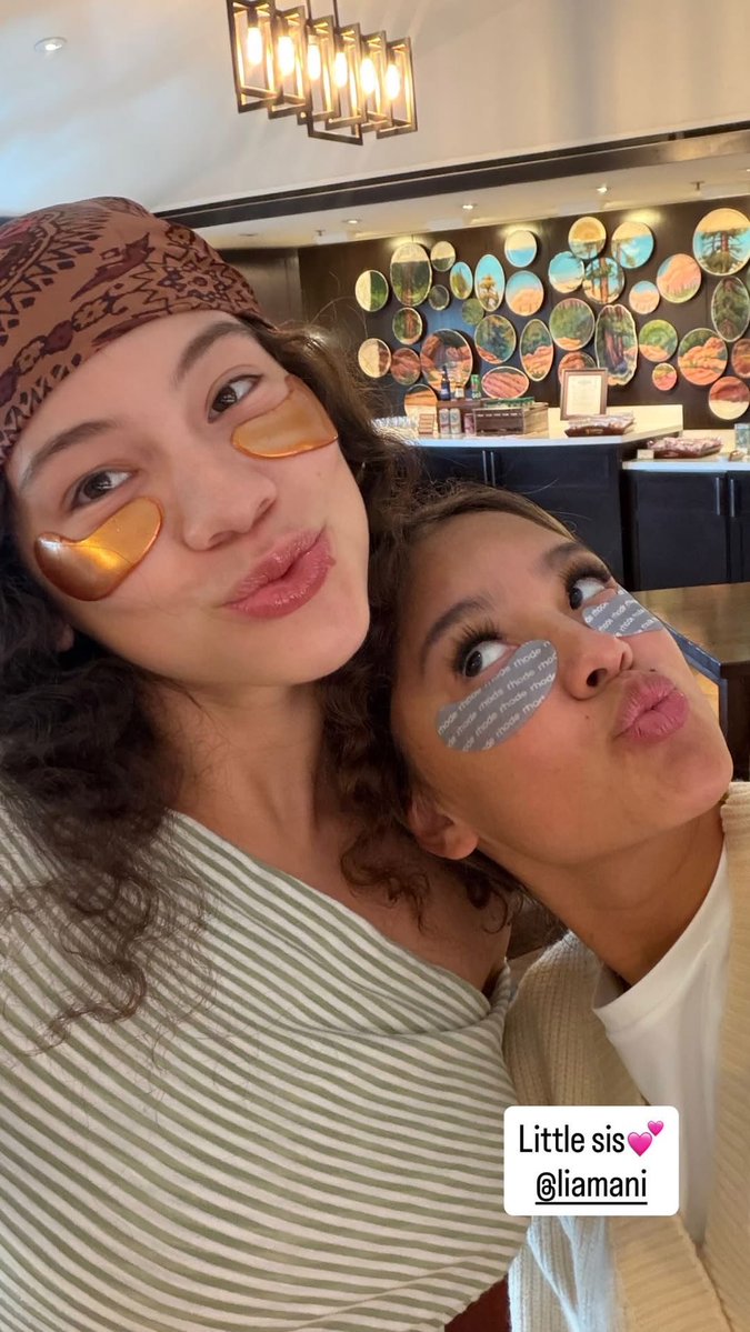 ourhazelhook's tweet photo. I am so excited to see these girlies on tour!
🤗🥰 https://t.co/6Mt337njdX