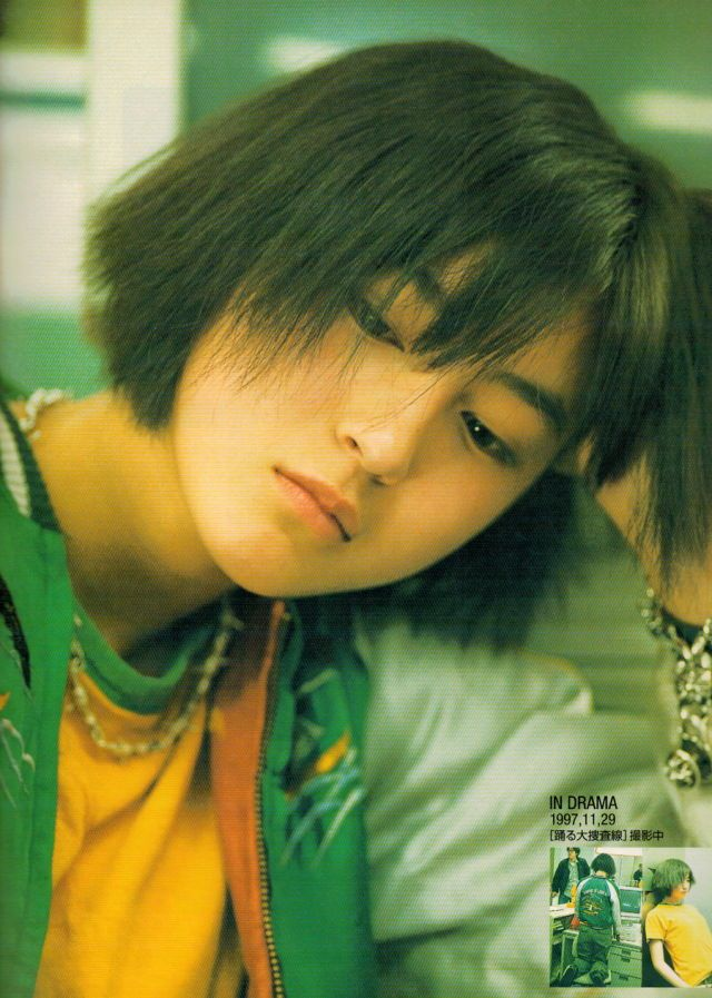 sol_charioteer's tweet photo. @H926 I think role of Lain from Serial Experiments Lain would have suited young Hirosue perfectly. https://t.co/eIyAolFovv