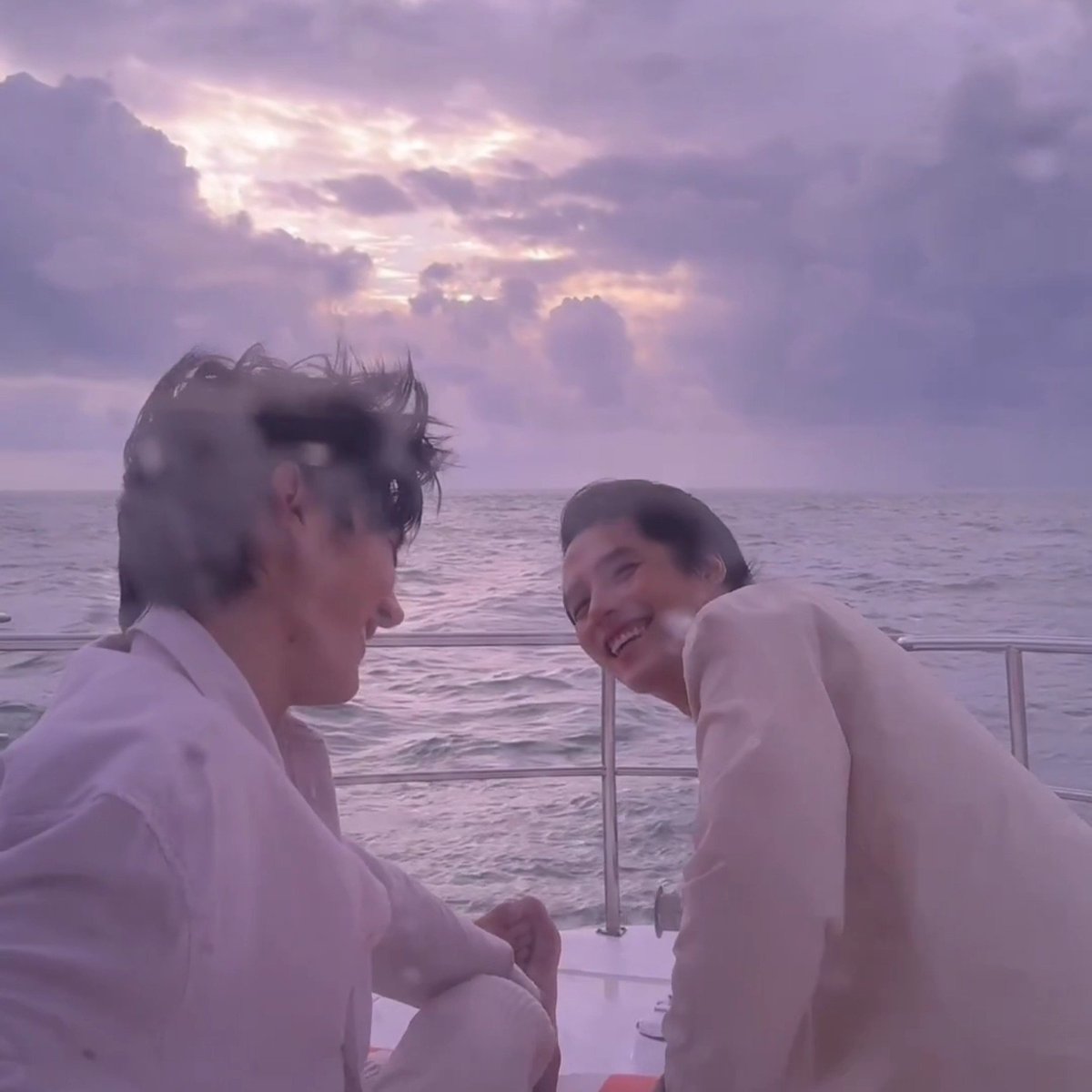 bemynj_'s tweet photo. เป็นคนอยู่ดีๆ ไม่ชอบ ชอบจะเป็นลิง

#BTSอย่าขอพี่เจนEP9
#ตี๋เฮง #TeeHeng
#TeeBoonyakait #Hengmarkii https://t.co/KGcQxdNNQs