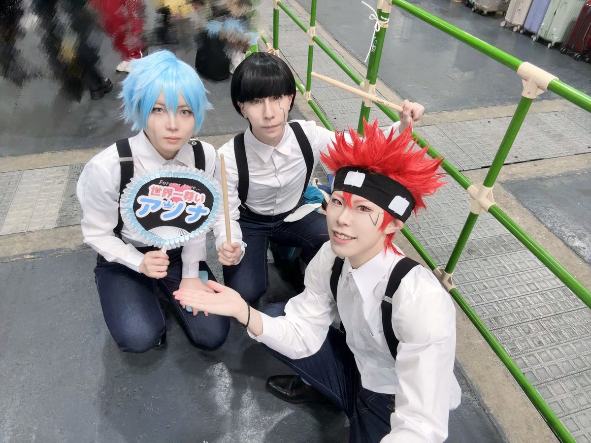 jo_1__'s tweet photo. 先週インテに行ってきたのだ〜🍄💥🪐 お揃いのパンツとサスペンダー可愛かったけど側から見るとおもろかった。私の我儘で何回もましゅるの珍装付き合ってくれてて愛🩵 でも早くこちら(狂ってる)側に来てほしいです待ってます。 https://t.co/kdDW3nyxwb