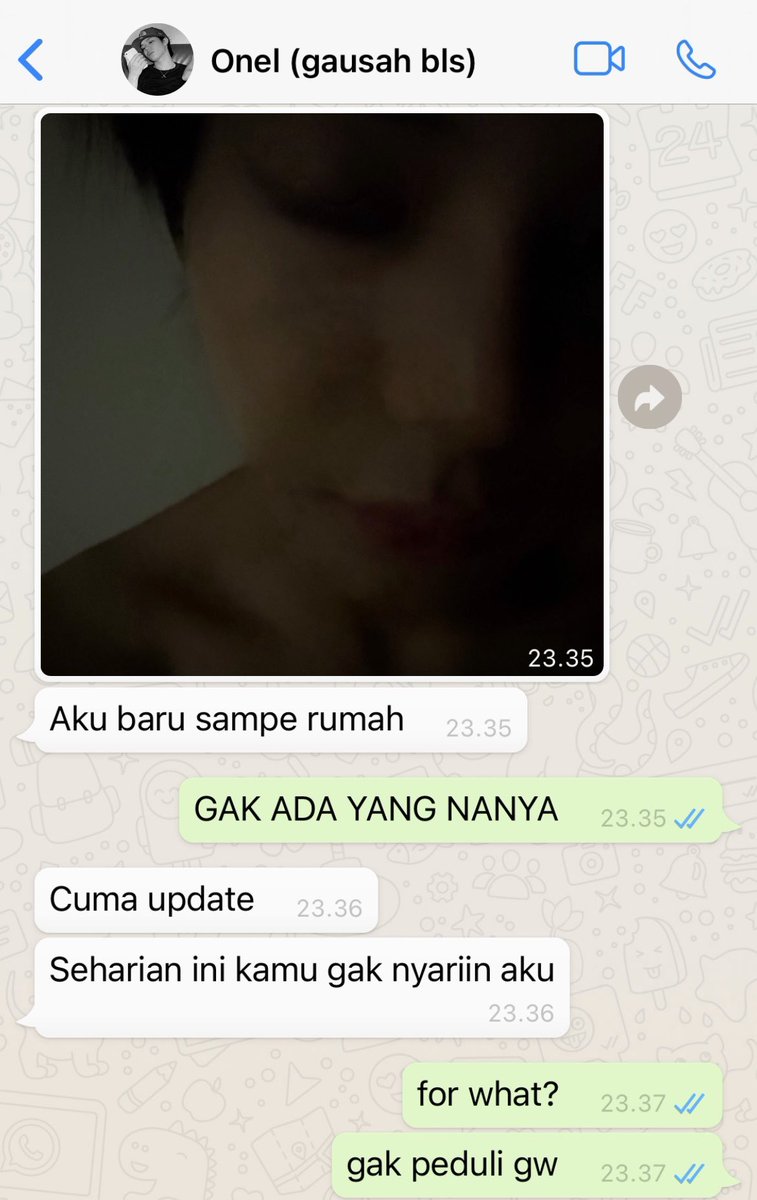 nyulrulnyul's tweet photo. #nyulrul edisi Onel yang selalu pap ngabarin Riko https://t.co/gi87OmZpgj