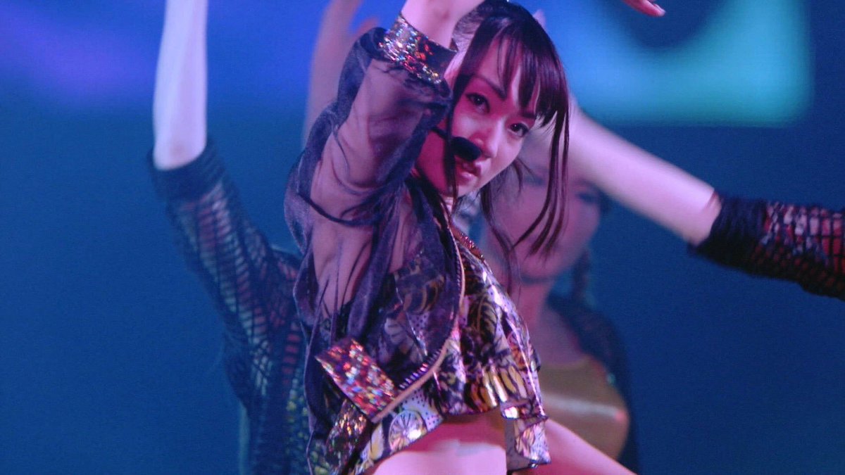 Cherrias_candy's tweet photo. 水樹奈々ちゃんって
凄いよなあ。

ファンサービスを
嫌になったりする
ときとか
(ストレス溜まっているときに、そんな余裕ないよね？)
あるだろうに

表には出さない。

#水樹奈々 https://t.co/7B5QWlidzW