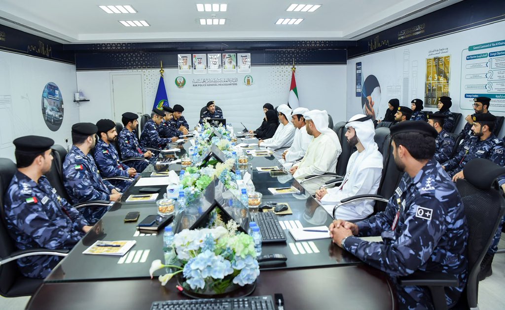rakpoliceghq's tweet photo. شرطة رأس الخيمة تناقش جاهزيتها التشغيلية لانطلاقة العام الدراسي 2026
#شرطة_رأس_الخيمة
#رأس_الخيمة
#rakpolice https://t.co/9XJNozKiZ8