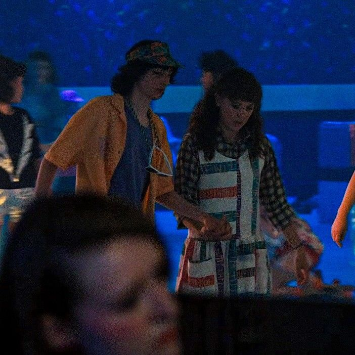 freya77miwii's tweet photo. Reminder that Will is an unreliable narrator because this is how he thought Mike and El's date was going vs how it was actually going https://t.co/KClhhurWfs