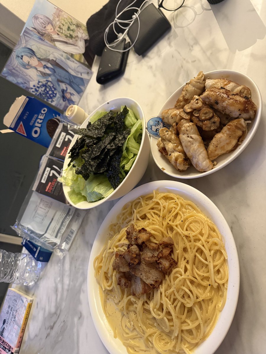 ore_aquadayo's tweet photo. そしておれがショートとか歌みたやってる裏で
ルイが夜ご飯作ってくれてたよ🍝(天才)

うまそーすぎ🤦‍♂️
いただきます！！ https://t.co/OP0qHaUtkV