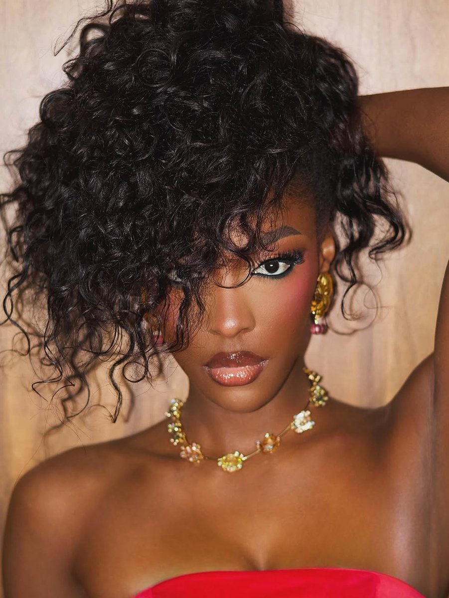 RockSexe's tweet photo. BARBIE MUA - YOUR PINTEREST  MOODBOARD 💕

💎: https://t.co/zdSV3ZMZNW