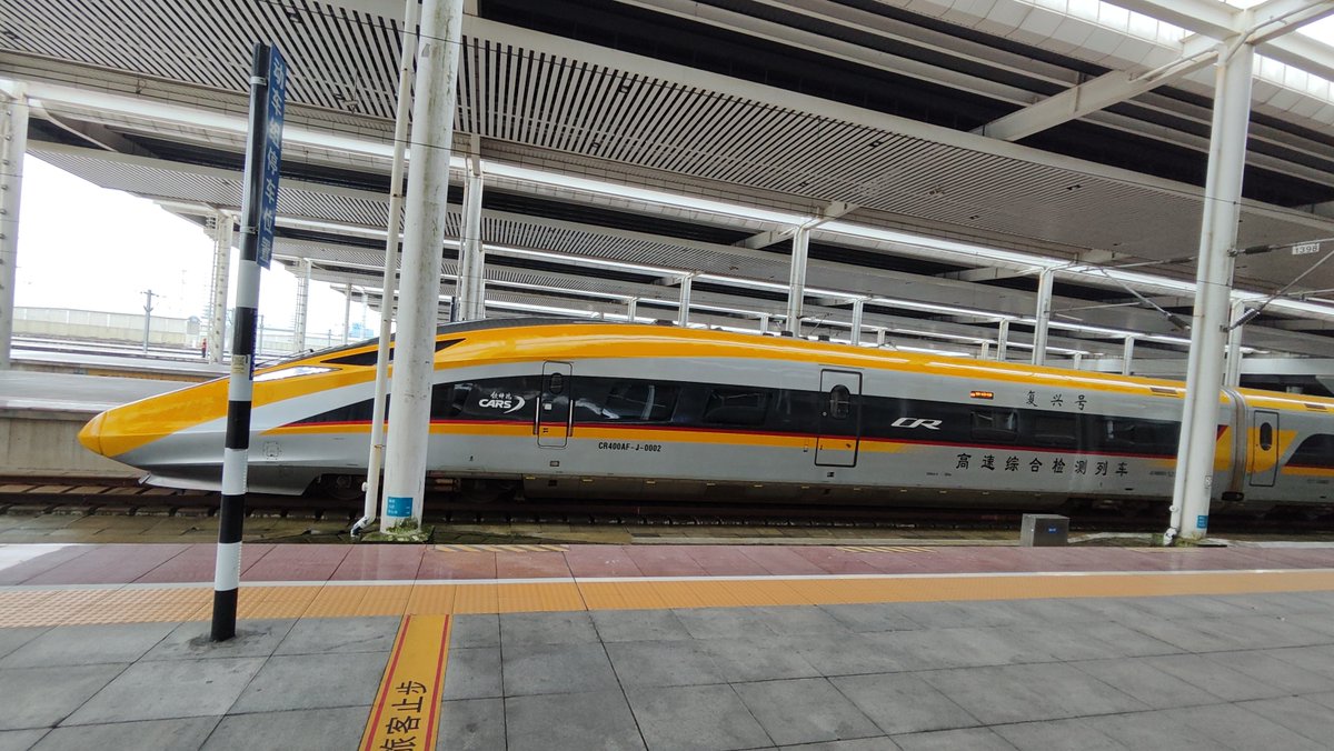 Ralph_HU's tweet photo. CR400AF-J-0002 https://t.co/OZrmxVyDvL