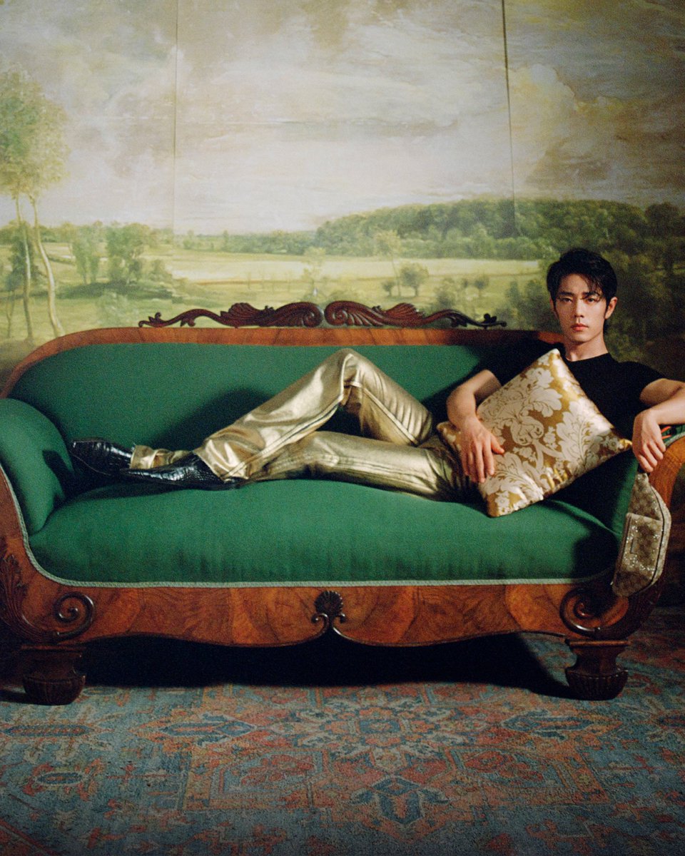 mintmag_th's tweet photo. สะกดความหล่อ! หนุ่ม #XiaoZhan Global Brand Ambassador ของ Gucci ร่วมแคมเปญใหม่ Gucci Primavera Campaign คอลเช็กชั่นที่นำเสนอไอเท็มเสื้อผ้าแฟชั่น พร้อมด้วยไอเท็มชิ้นโดดเด่นหลากหลายรูปแบบมาอยู่บนตัวหนุ่มคนนี้ 💚

#Gucci 
#MintNews https://t.co/YuZztXmNpb