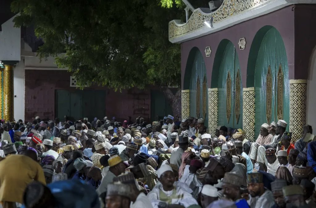 BashirAhmaad's tweet photo. Kano Emirates Palace held a beautiful Maulud gathering on the night of 12th Rabi’u Awwal to commemorate the birth of our beloved Prophet Muhammad (SAW). May Allah continue to bless us with the love of the Prophet (SAW) and guide us to live by his exemplary teachings. Ameen. https://t.co/2GC0gm4fx6