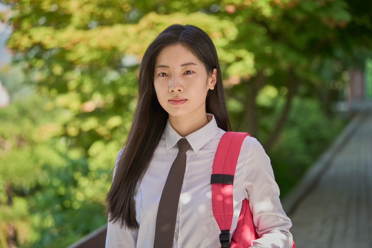 todayintwice's tweet photo. 1 year ago today, TWICE released DAHYUN's still cuts from her second film 'Run to You.' https://t.co/STpQG5fxq4