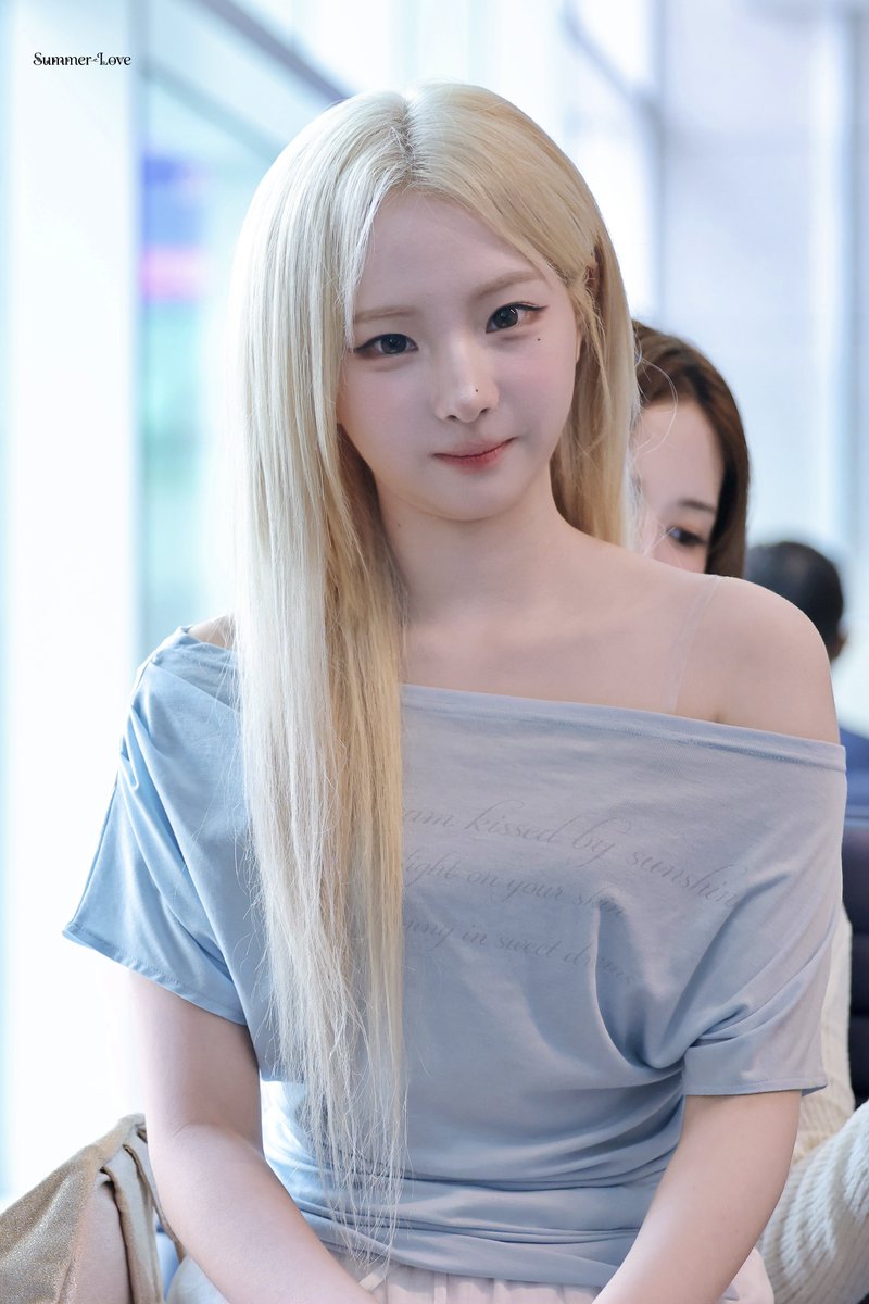 LiNG7_81's tweet photo. 260718 HQ

#tripleS #트리플에스 #HaYeon 
#하연 #정하연  #トリプルS https://t.co/nm42kwzoM6