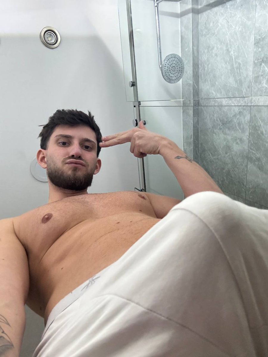 LordOfTempt's tweet photo. Caught you staring 👀 Don’t be shy… come say hi in my DMs 😏 Link in bio

#OnlyFans #OFcreator #Tease #Teaser #SpicyContent #ExclusiveContent #LinkInBio #DMMe #NSFW #ContentCreator #XCreators https://t.co/pZkTtsggsJ