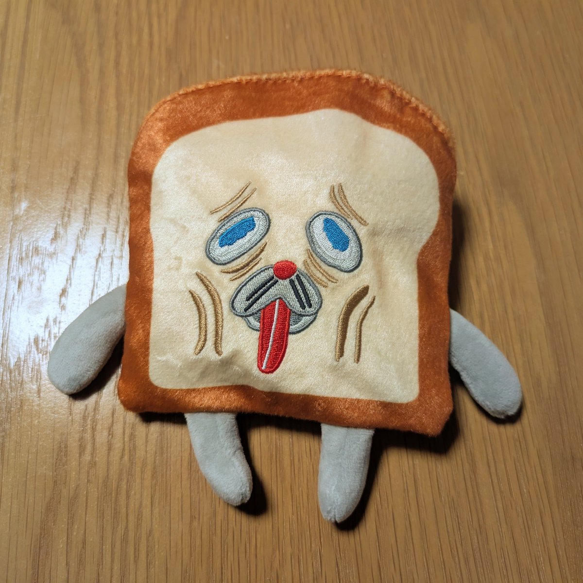 nooooops's tweet photo. 思わず買っちゃった！かわいい〜🍞🐭 https://t.co/tD8aOxaZVr