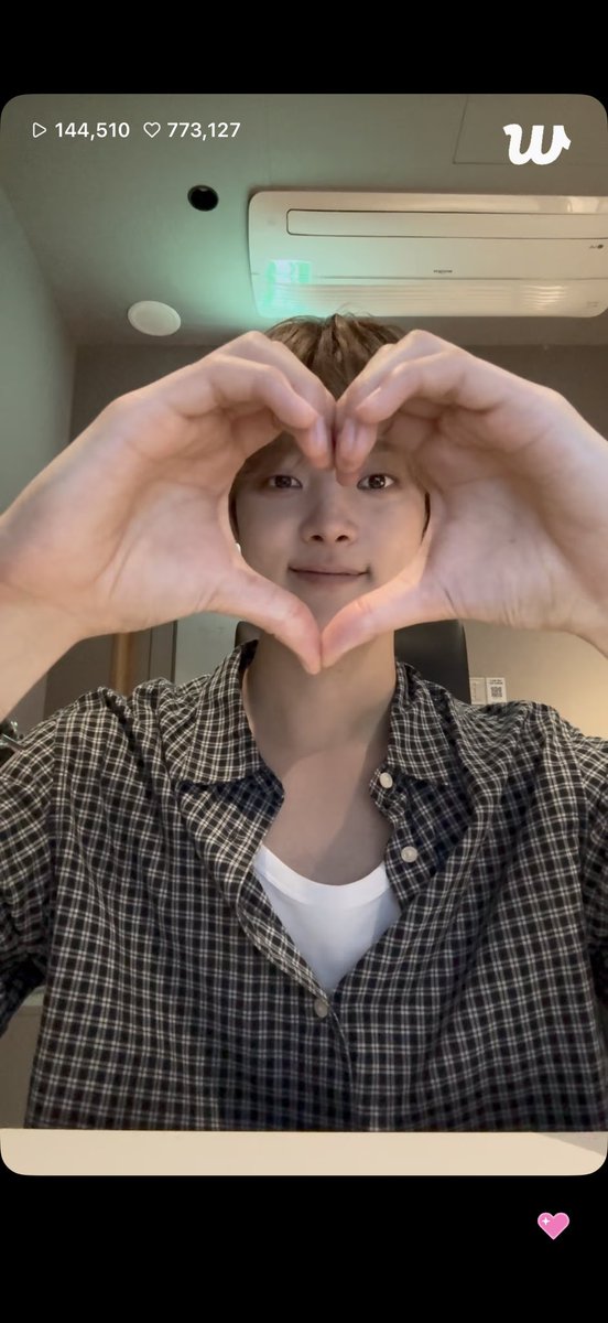 _ponipong's tweet photo. 쭈랑해 ♥ https://t.co/nFnZ47WMkc