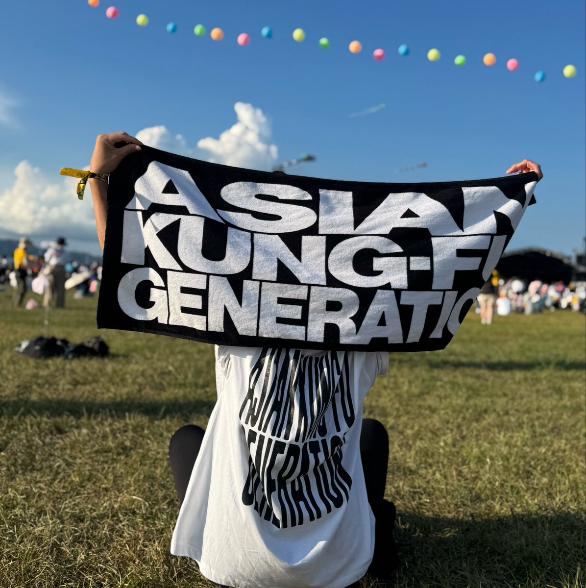 ri_lake's tweet photo. 未だに余韻浸ってる🫂
次のアジカンは2月👋

とりあえず、9月と10月は時速、
11月はjo0ji決まってるから
12月と1月の現場探す🙂‍↕️ https://t.co/W97wlJTYcS