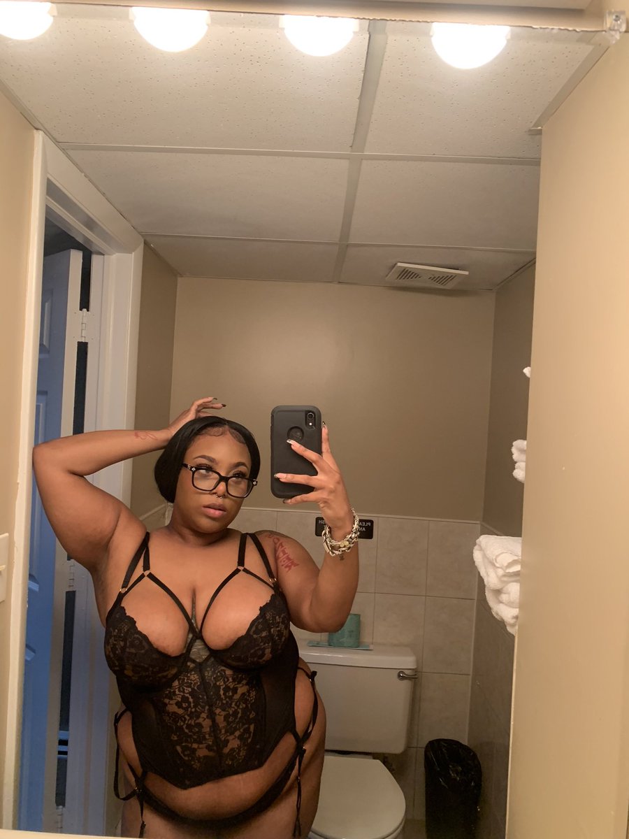 _siyaaa_x3's tweet photo. Just a teaser 💋 https://t.co/IVt7Hdez8H
