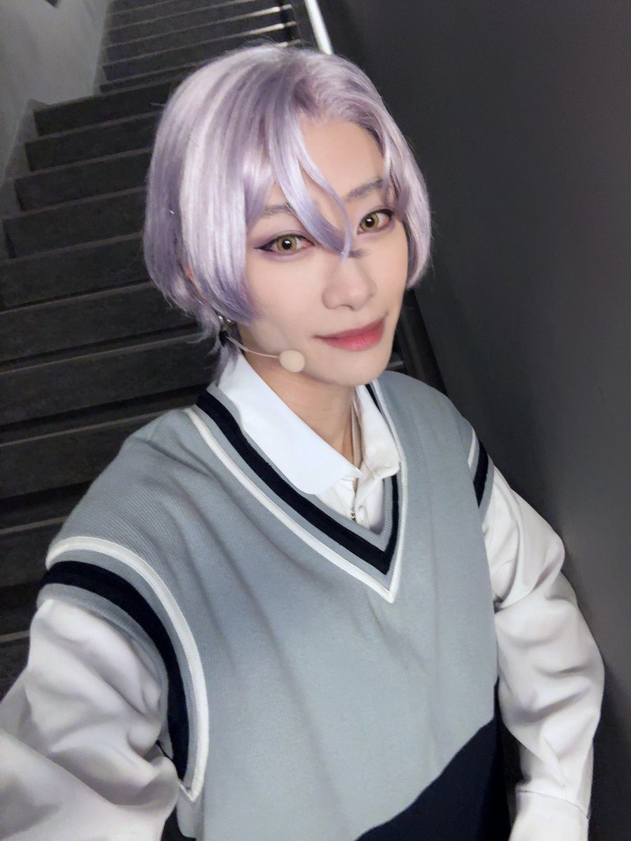 nakayama_stsuk's tweet photo. Omotenashi Stage『18TRIP』
-R1ze＆Ev3ns-
本日無事に初日の幕が上がりました。

大黒可不可として、千秋楽まで楽しく駆け抜けていきます！
見てくださる全ての皆さんにとって、素敵な旅となりますように。

#おもステ https://t.co/Nnk8NGgxML