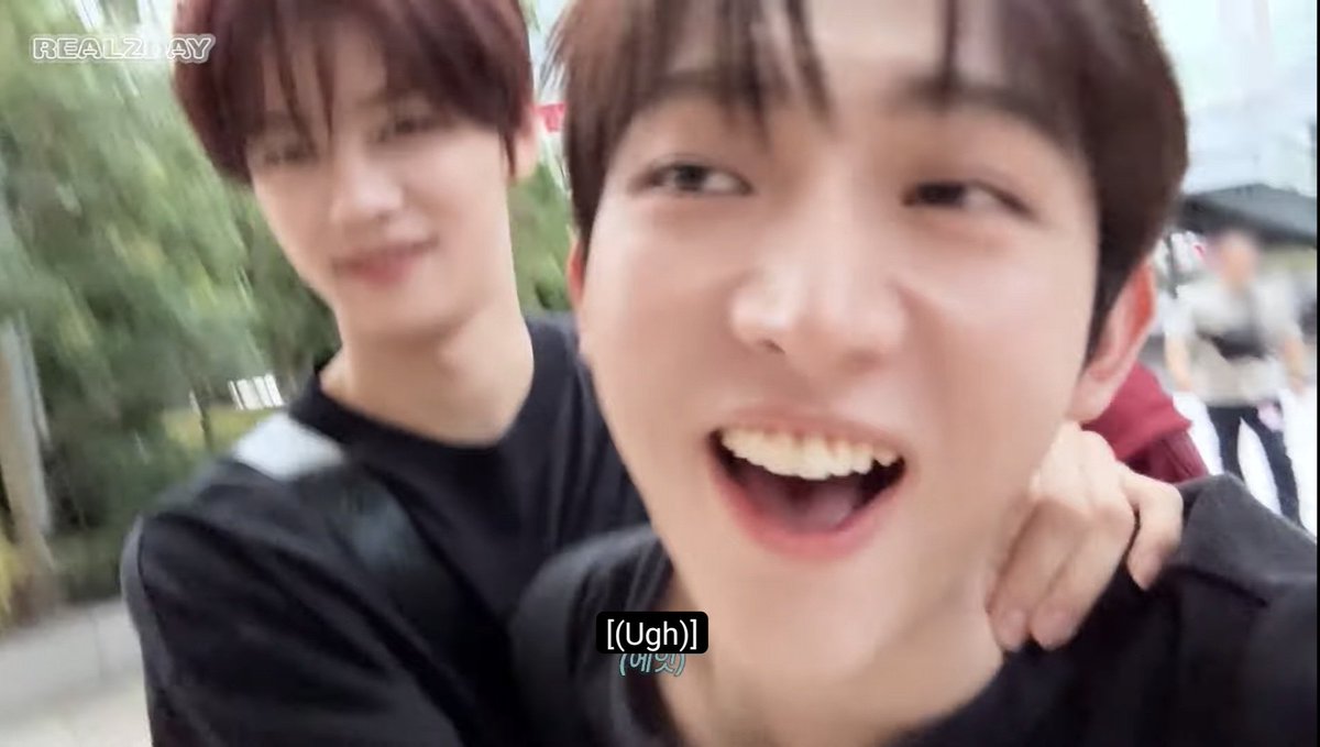 rwikiii's tweet photo. GET HIM GYUVIN (affectionate) https://t.co/eR60fBWygQ