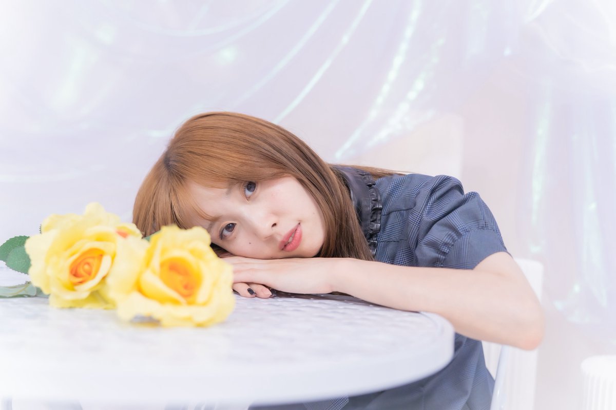 pureasu's tweet photo. 20260823_はなもも撮影会📸
はすみさん(@hasumn05)

青い薔薇を用意すべきでした…！🌹🟦

#はなもも撮影会
#撮影会
#ポートレート https://t.co/YS4DpPTDdP