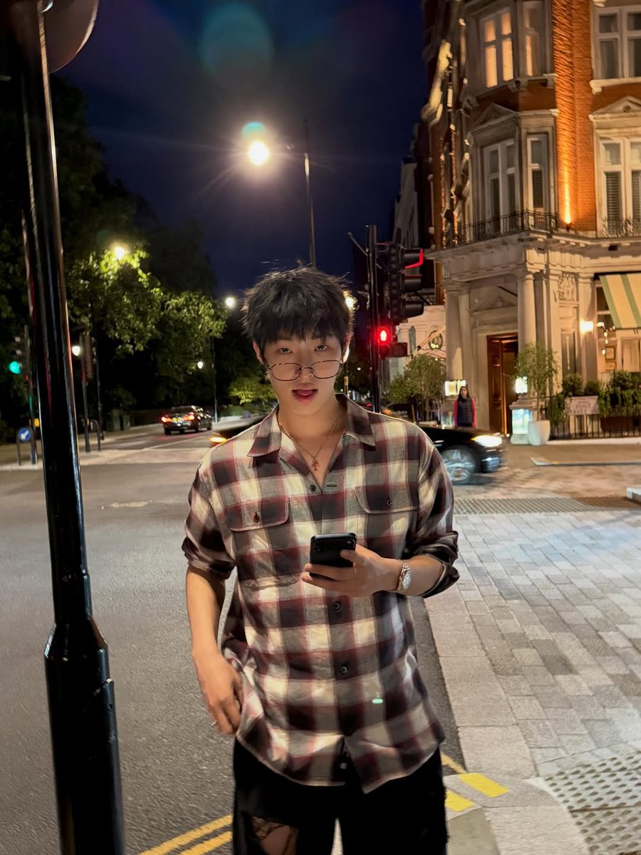 Bbyambby's tweet photo. 🖤🤍🖤🤍 https://t.co/nTh3yehjKy