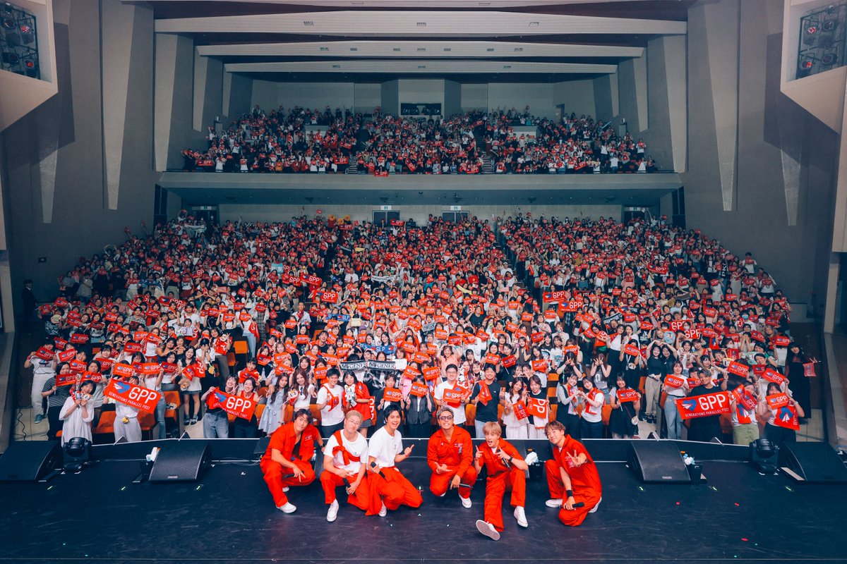 generationsfext's tweet photo. GENERATIONS PARALLEL POST 2026

' Kochi '

Thank you !!

#GENERATIONS
#GENE_GPP
#LDHPERFECTYEAR2026 https://t.co/fzyFJ4hjBk