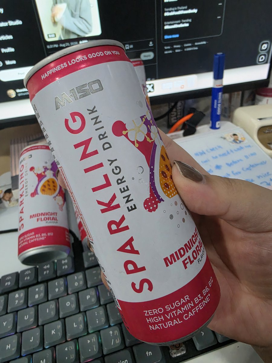 thursfeb's tweet photo. เดี๋ยว พน ค่อยลองแตา ดูจากการเต้นคือเชื่อว่าตื่นจริง 😉😉💪✨️

#MidnightFloral #SparkYourLifeOn #M150Sparkling #junniorrs https://t.co/wTY2FkzN7r