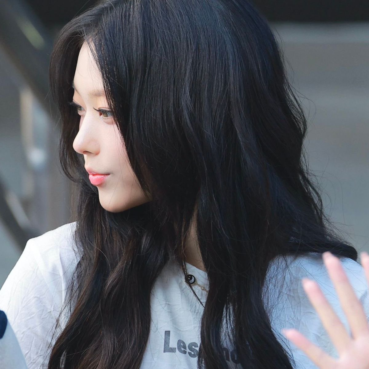 hrtjeanz's tweet photo. the prettiest side profile https://t.co/8zlXEfizDK