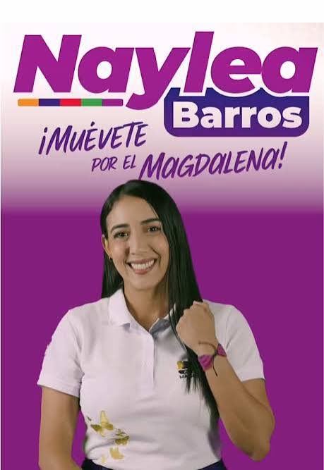 QuinteroCalle's tweet photo. 🚨Atentado🚨 Se salvó porque minutos antes cambió de asiento. 

Sujetos armados en una motocicleta trataron de matar @Nayleabarros, líder del Pacto en Magdalena, periodista y ex candidata a la Cámara. 

Naylea Barros se movilizaba en su vehículo particular cuando le dispararon contra la ventana en la que se encontraba.

Naylea me entrevistó como candidato a la presidencia. Una joven con gran futuro político. Futuro que quieren destripar como prometió el Presidente @ABDELAESPRIELLA 

Naylea se salvó gracias a que minutos antes había cambiado de puesto. Cuanto antes se debe saber quién o quiénes trataron de dejarnos sin Naylea. Quién o quiénes tratan amedrentarnos. 

Esperamos una reacción inmediata dejarnos la @PoliciaColombia y la  @UNPColombia
cc @Rodrigo_Lara_