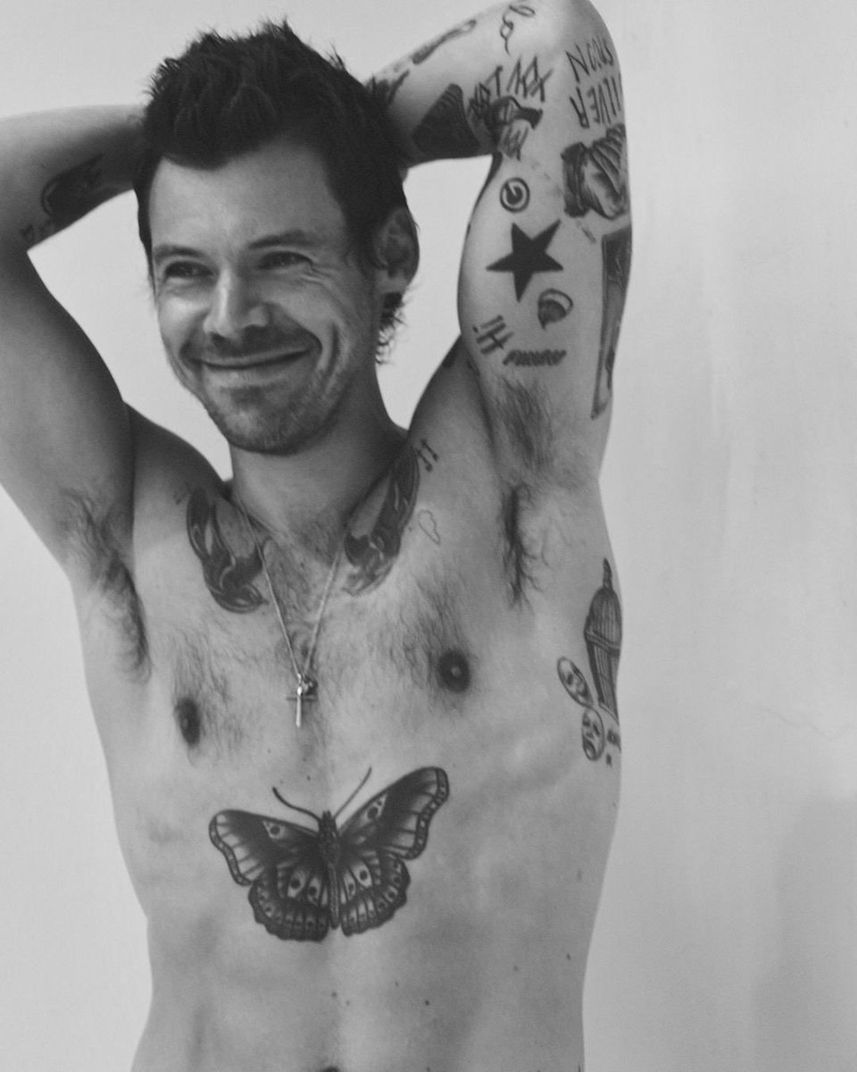 HarryArgHQ's tweet photo. (6) Otras fotos de Harry para W Mag 🤍

©David Sims https://t.co/GBHeJ48vX8