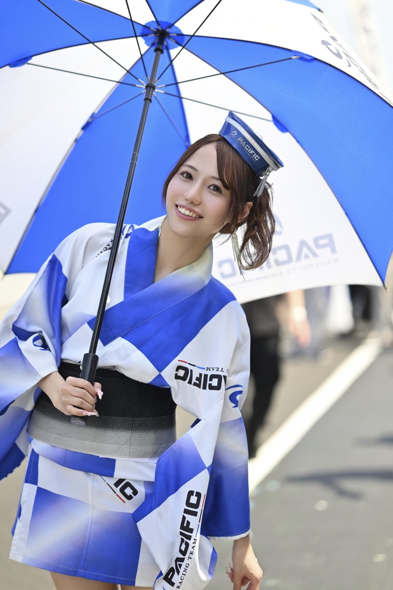 t5a15's tweet photo. 弓川いち華さん、                     
after the Grid Walk of the 2026SuperGT Rd.5 in 鈴鹿C                       
on 2026 Aug 23           

#弓川いち華
@ichika_yumikawa
#SUPERGT2026 #SuperGT #PacificFairies https://t.co/q4Lxdj2sjf
