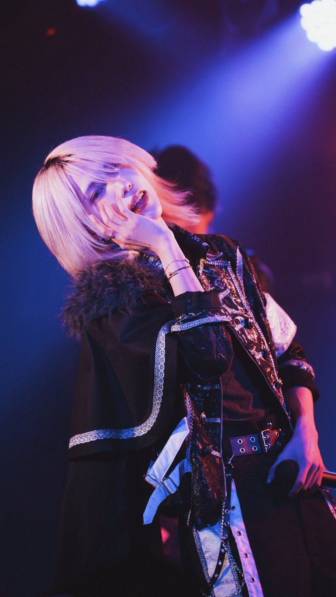 iexnq_'s tweet photo. ね、悪いことしよ https://t.co/Z767MfBuck
