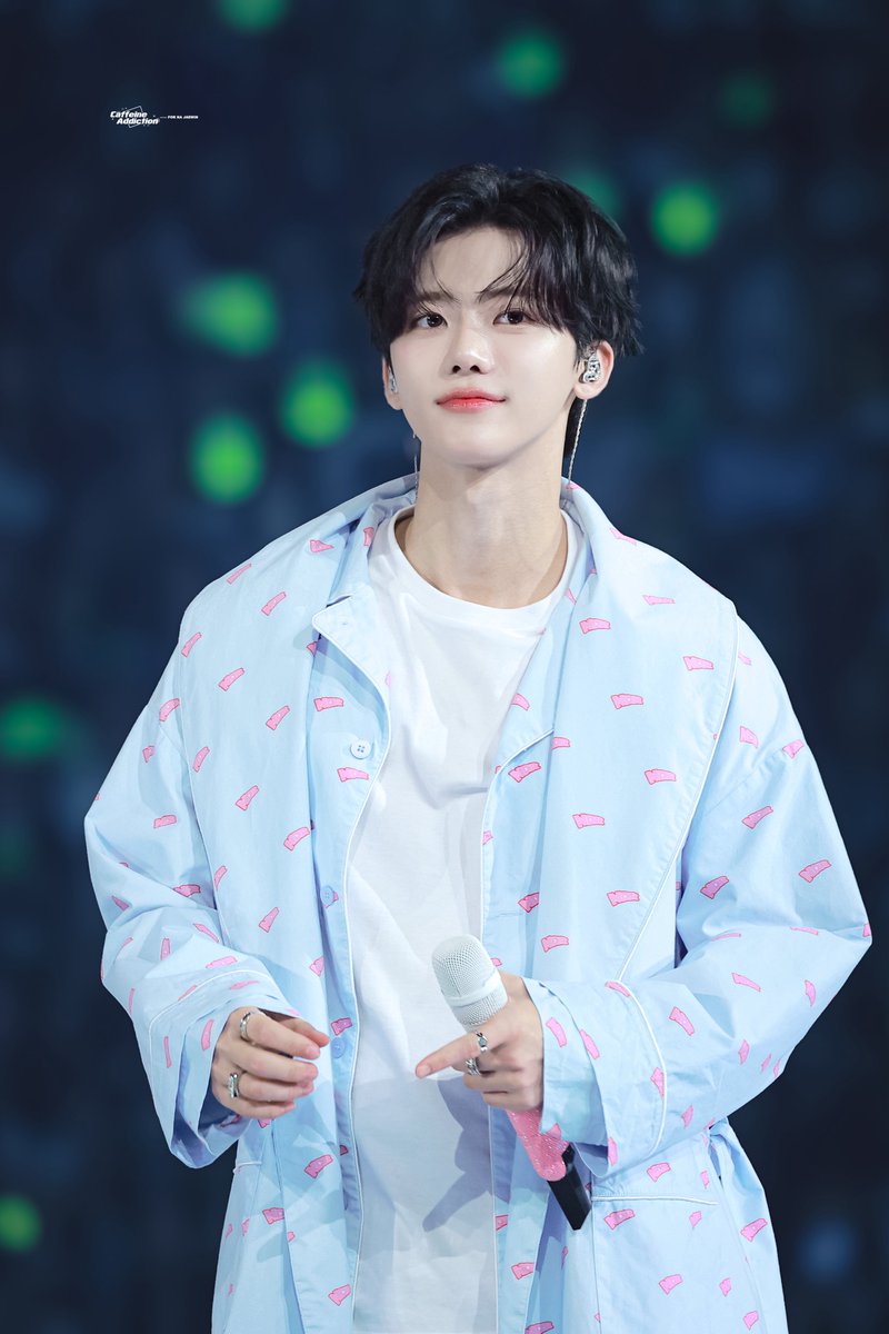 CaffeineA0813's tweet photo. 10주년 축하해🫶🏻

#10YearsFilledWithDream
#기다렸어_어서와_드림의_10주년
#재민 #ジェミン #JAEMIN #NCT #NCTDREAM https://t.co/HtidB0rHG2