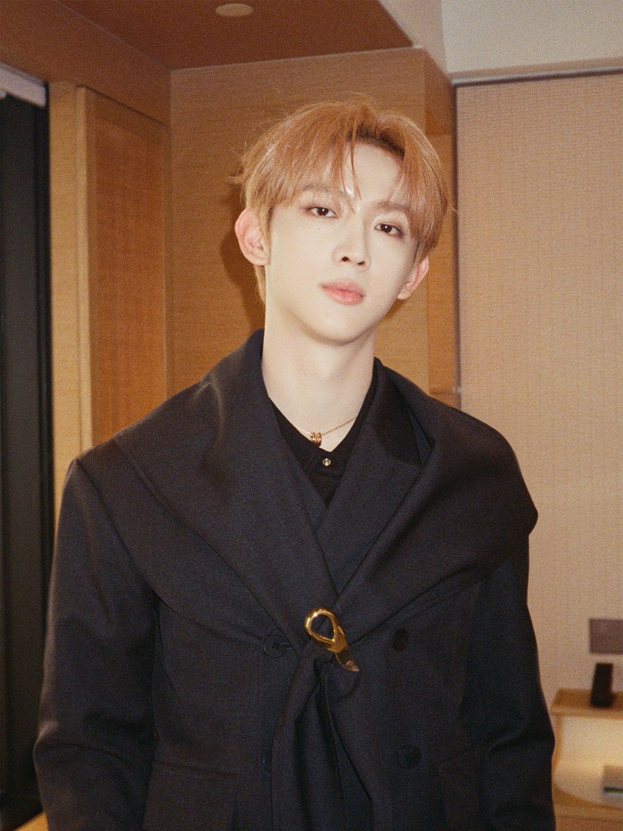 zerobyeon's tweet photo. 2026 TMElive International Music Awards @ bvlgari 

#AND2BLE #앤더블 
#YOOSEUNGEON #유승언 https://t.co/ERybXXd0Of