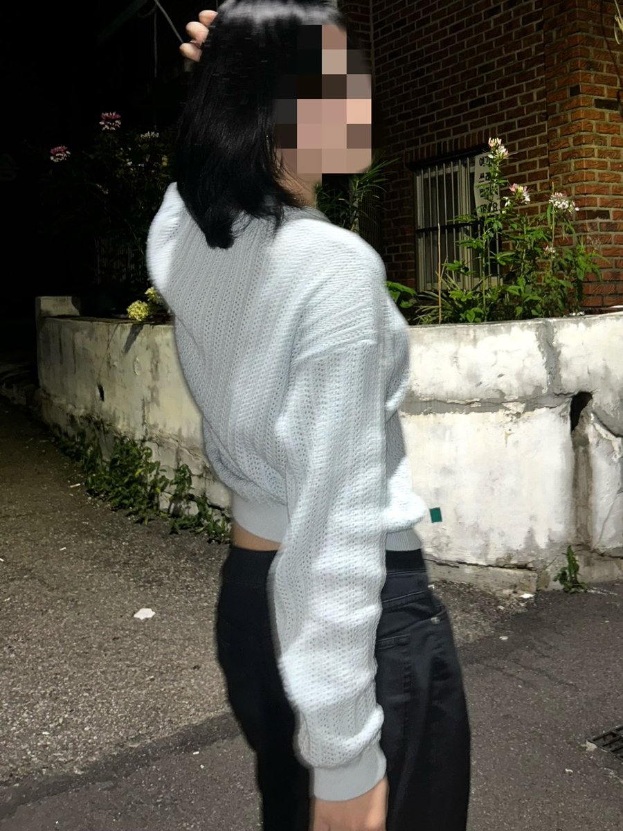 aooniitaz's tweet photo. #제품제공
칙스(@chicks_kr) 에서 가을에 입기 좋은 펀칭 니트를 보내주셨어요
느좋girl이 될 수 있는 핏과 색감의 옷이 80% 이상 세일 중이라고 하니 얼른 구매하세요!!

https://t.co/aBx2Qht3gP https://t.co/NdKzbloOek
