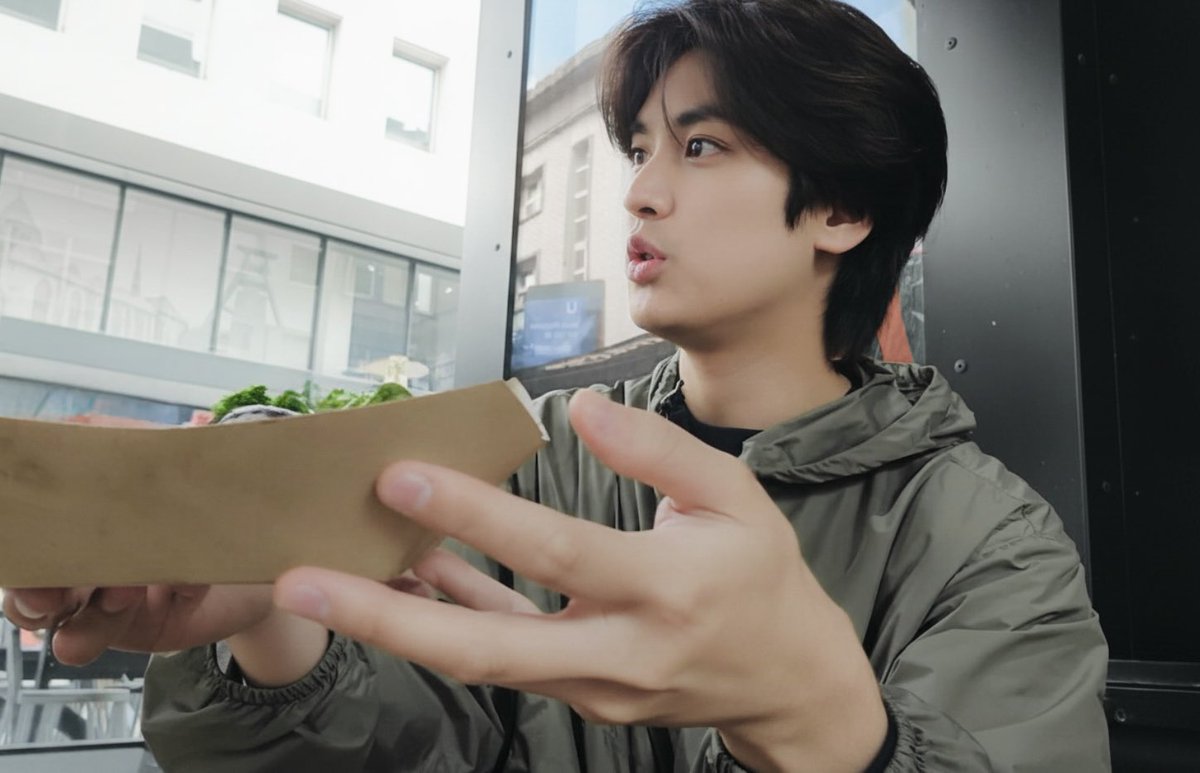 Chanwoozip's tweet photo. https://t.co/8uKjZkdala