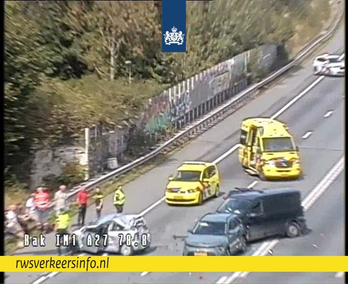 Meerdere voertuigen betrokken bij ongeval op A27