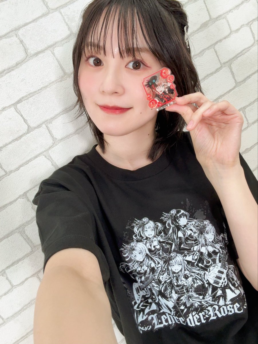 Yuki_Nakashim's tweet photo. #Roselia10周年記念Album 「Lehre der Rose」
リリース直前生配信ありがとうございました🌹

まさかこんな双六になるとは…
わいわいはしゃぎすぎました笑
でも、いつものRoselia感が出ていて最高でしたね笑
#Roselia10th感謝 という新しいハッシュタグもできたので、ぜひ使ってください！！

アーカイブは→ https://t.co/aFbZHjzNaR

#バンドリ
#Roselia