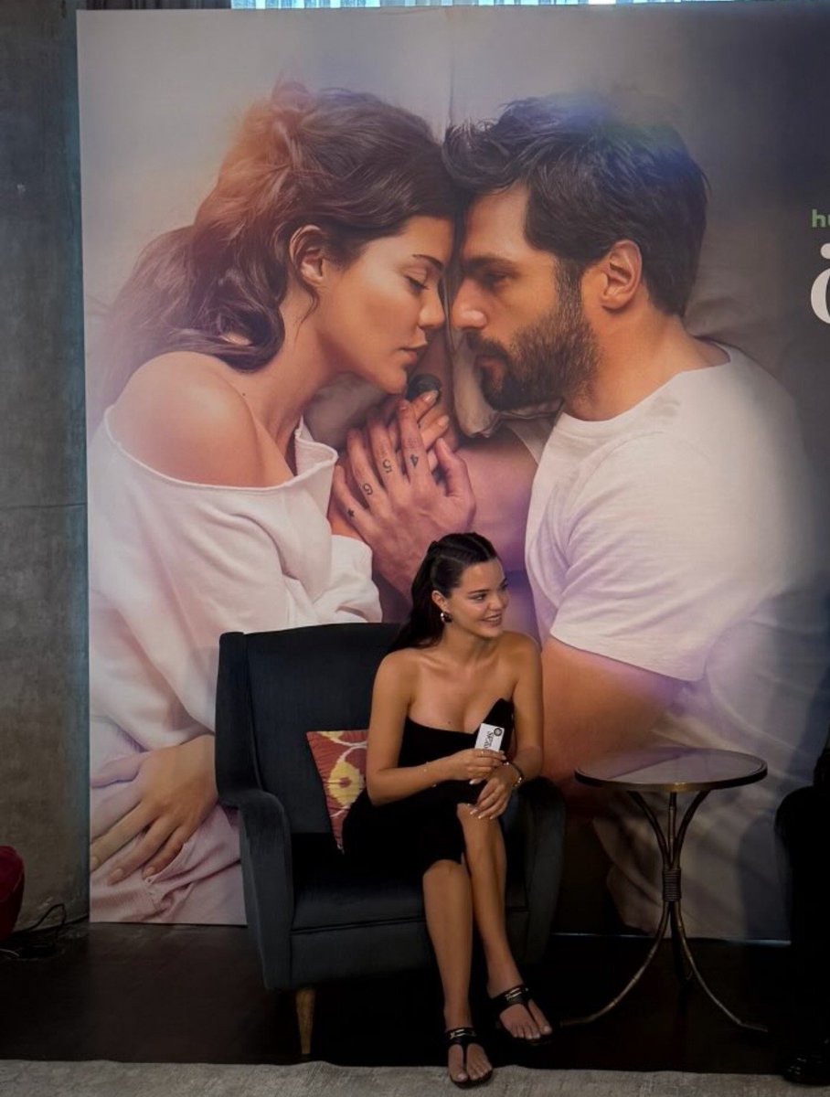 noxecl's tweet photo. حبي💋💋❣️ #hilalaltınbilek https://t.co/5ceqfFKEBN