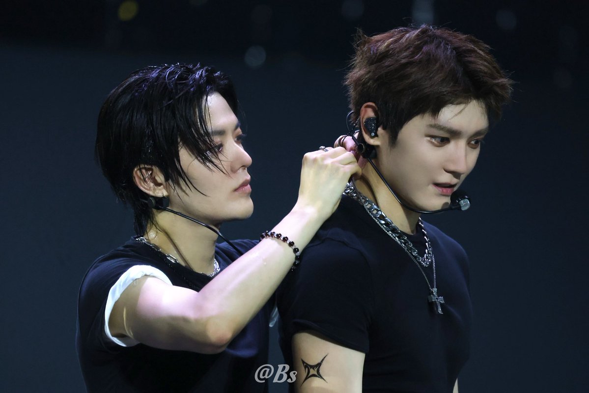 qzqcqzq's tweet photo. 260825 comeback showcase 
유키태키 ㅋㅋㅋㅋ
#YUTA #유타 #悠太 #태용 #TAEYONG https://t.co/gJuTpGjZXa