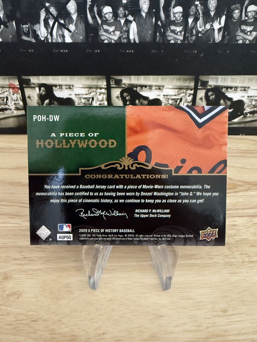 Visual_Collects's tweet photo. Any love for the “A Piece of Hollywood” relics? #upperdeck @UpperDeckSports https://t.co/sXf74lcT1D