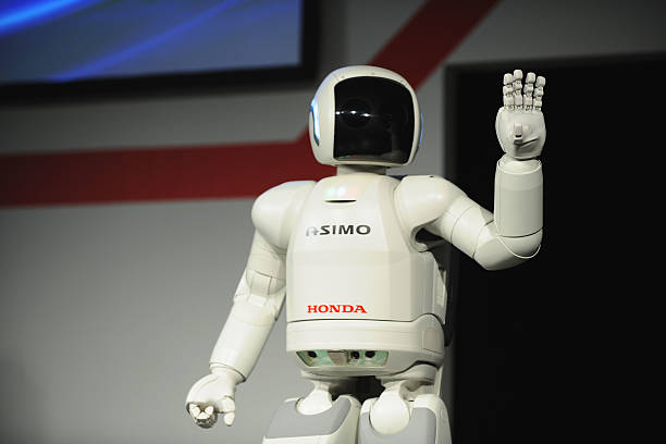 uhwake_'s tweet photo. tasks and leave humans the creative work? #Robotics #FutureTech The https://t.co/g3zUajazfh