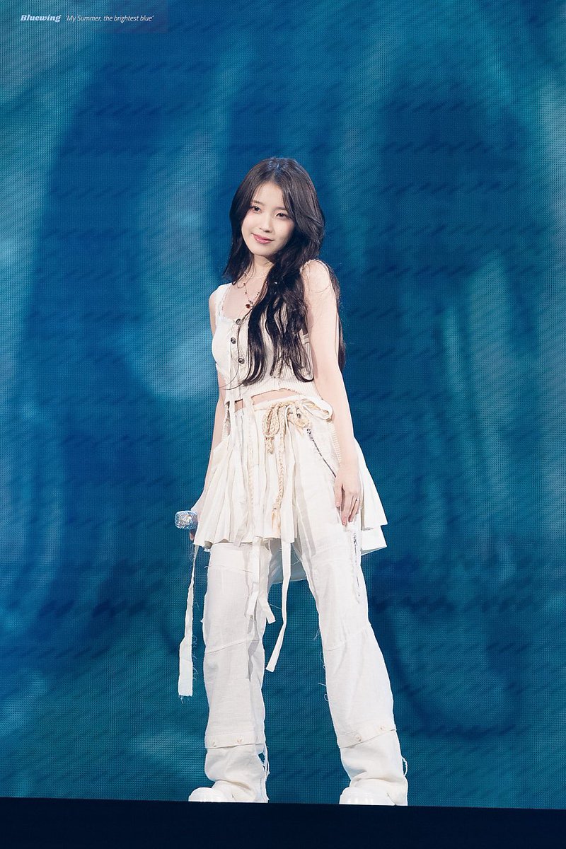 1uluvv's tweet photo. 훈녀력에 질식함 https://t.co/iLkfzXWgVI