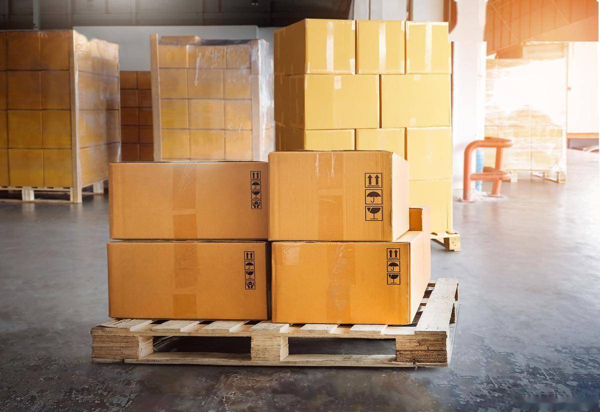 Ady16443430's tweet photo. Just got my long-awaited package  Unboxing time! What’s inside So excited to find out soon! https://t.co/q3G7joZXRP
