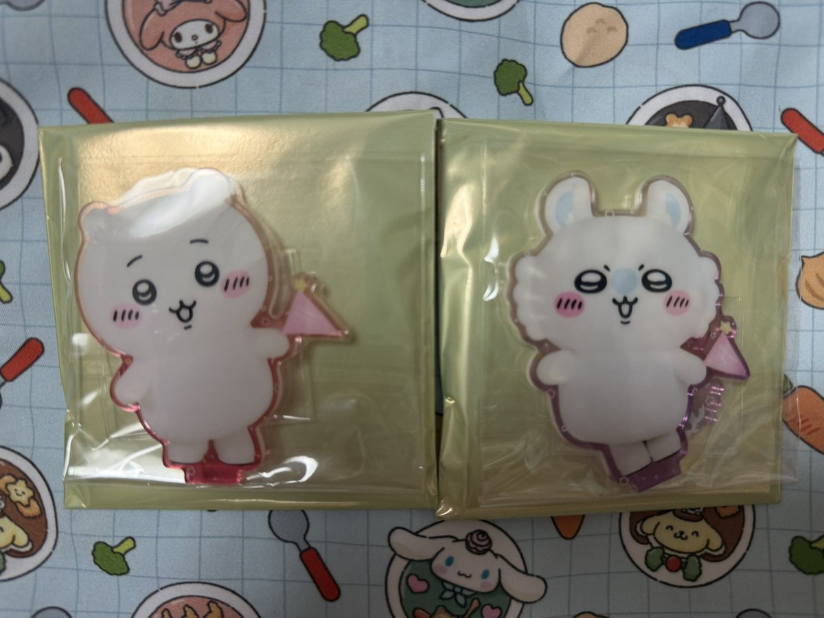 cnmn0306's tweet photo. 交換 譲渡

ちいかわパーク
スペシャルフォトなみんなのトレーディングアクリルスタンド アクスタ

譲▶︎ちいかわ、モモンガ

求▶︎うさぎor定価660円

8/26池袋手渡しor郵送 https://t.co/5GOBWbXFxT